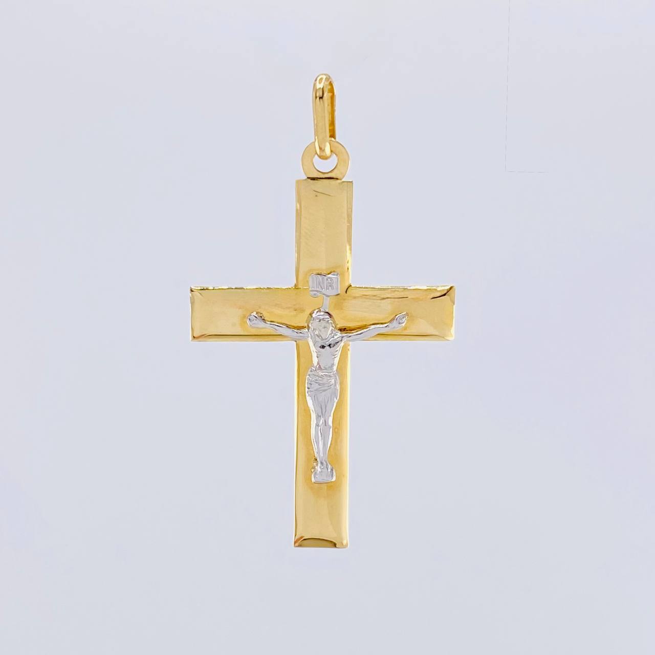 Dije Cruz Cristo 3.05 g / 2 in Dos Oros Amarillo Blanco 18K
