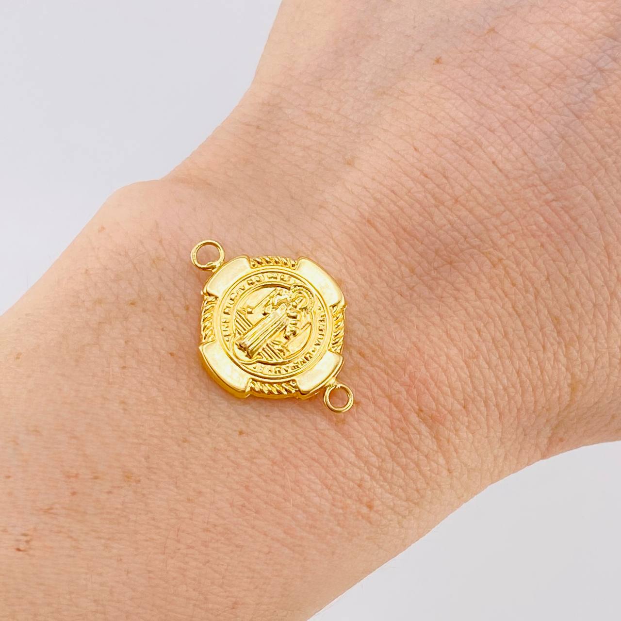 Herraje San Benito 1.45 g / 3/4 in Oro Amarillo 18K