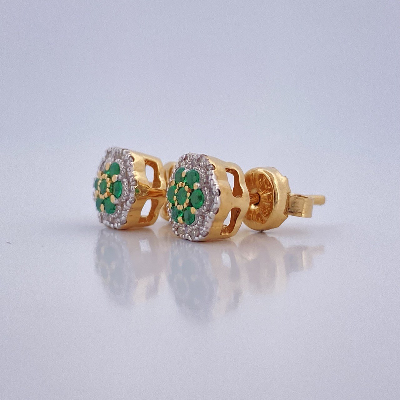 Topos Flor Esmeraldas 2.7gr /Dos Oros Amarillo Blanco 18K &