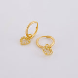 Hoop Earrings Heart Pendant 0.65g / 1/2 in 18K Yellow Gold