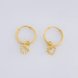 Hoop Earrings Heart Pendant 0.7g / 3/4 in 18K Yellow Gold