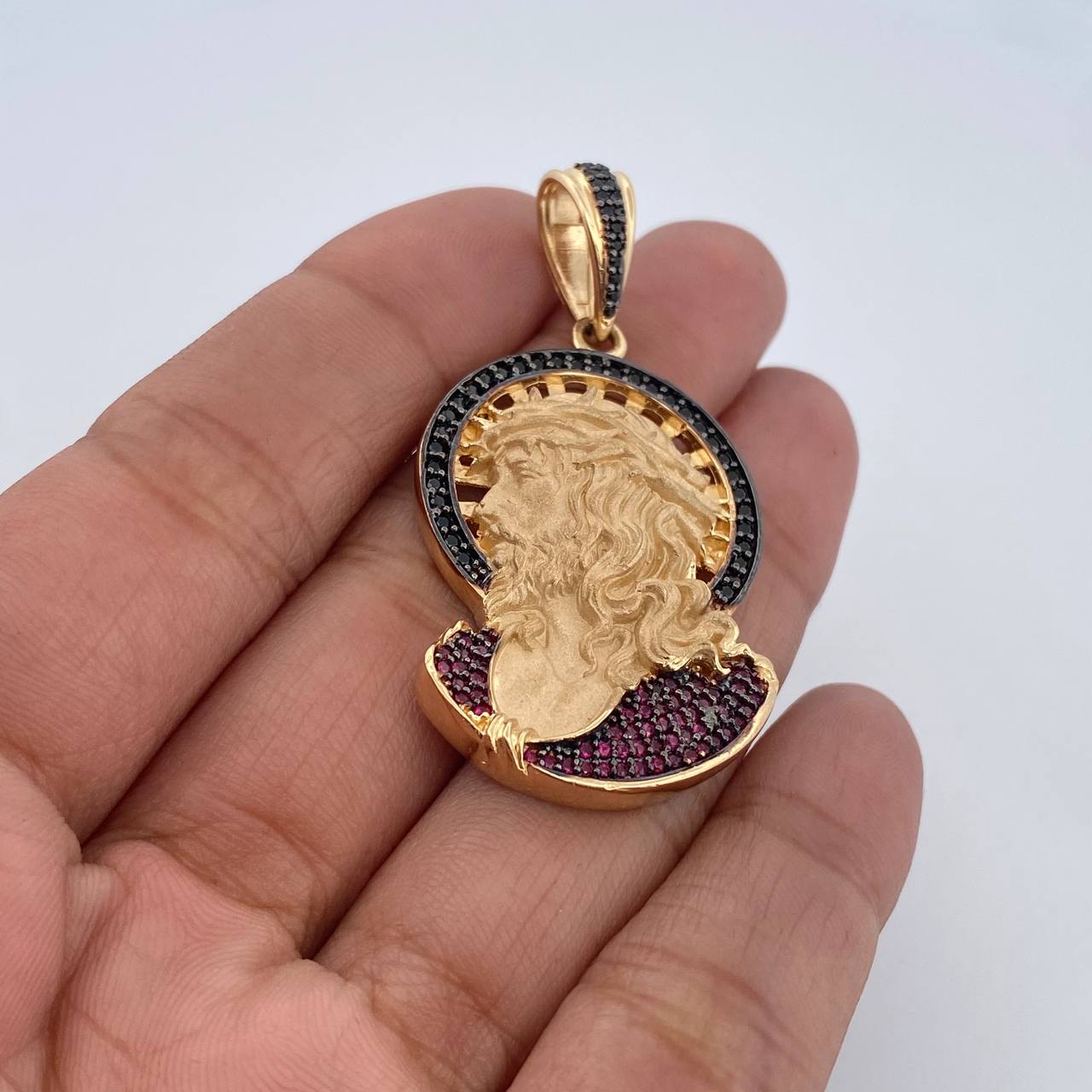 Pendant Face Jesus Halo 13.05gr / 4.8cm / Black Fuchsias Two Golds Black Yellow 18K $