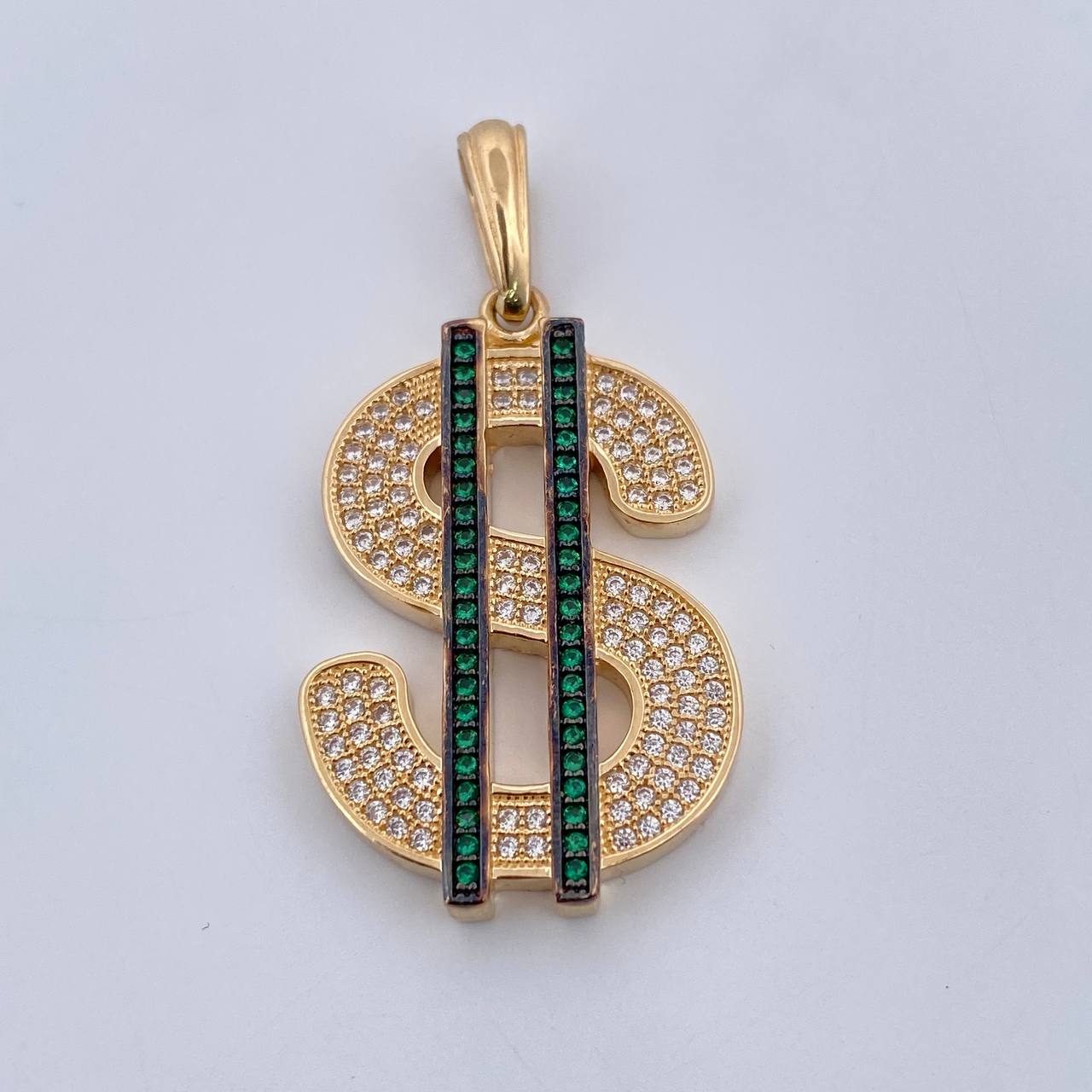 Dije Signo Dólar 6.9gr / 3.8cm / Circones Blancos Verdes Dos Oros Negro Amarillo 18K $