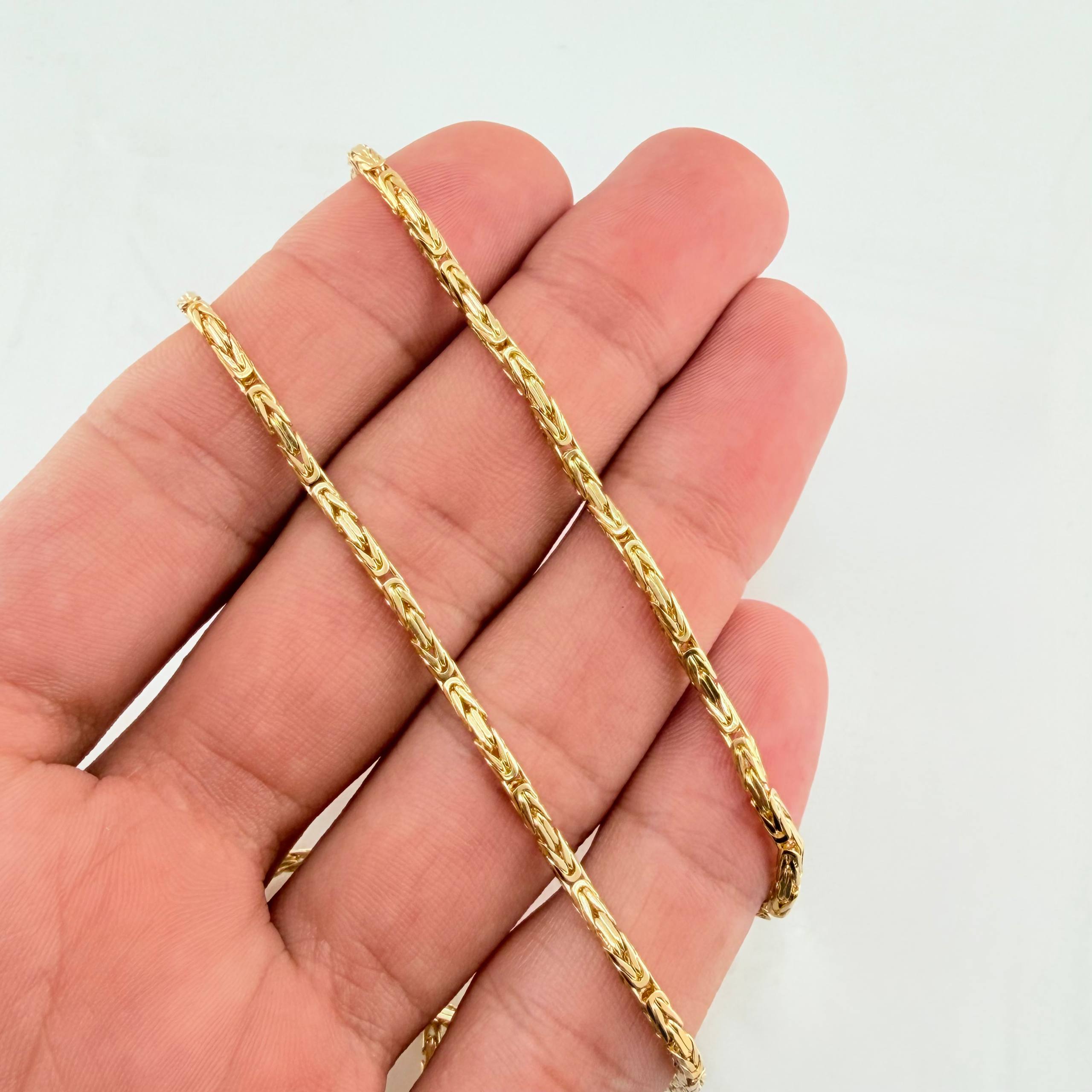Cadena Peruana 10.9gr / 23 1/2 in / 2.3mm Oro Amarillo +3 18K ©