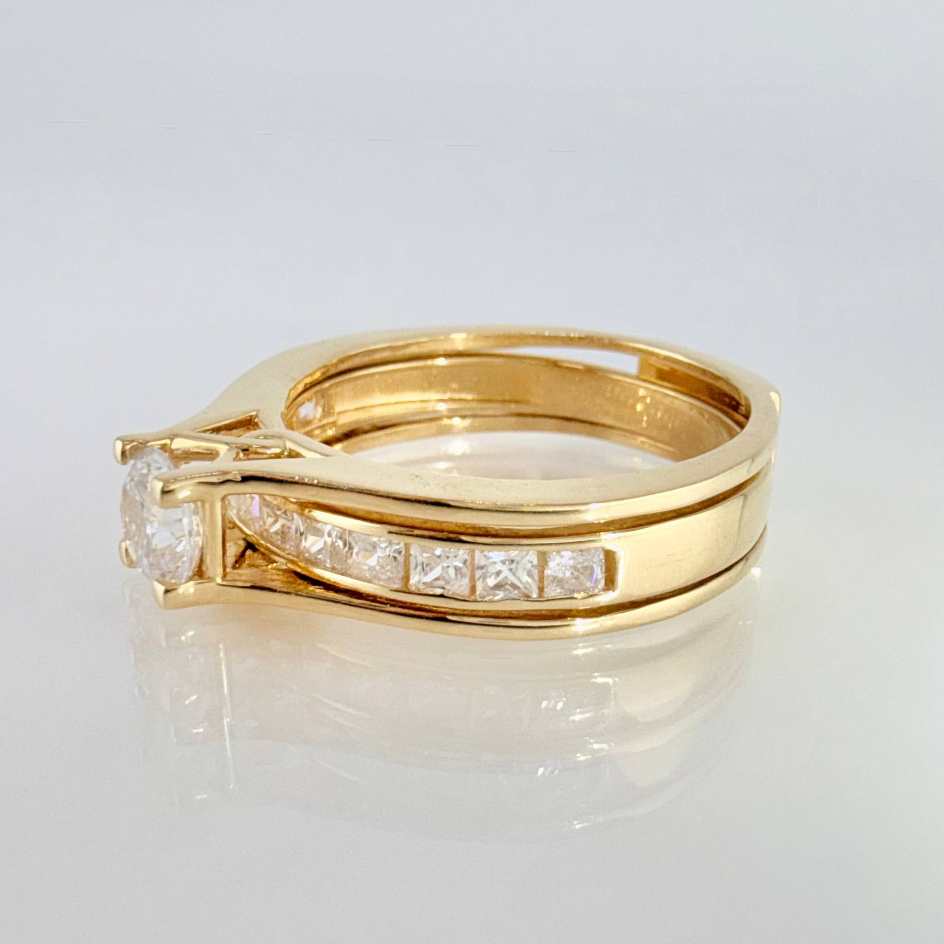Anillo Solitario Cetro Media Alianza 6.05gr / T6 1/2 / Oro Amarillo 18K