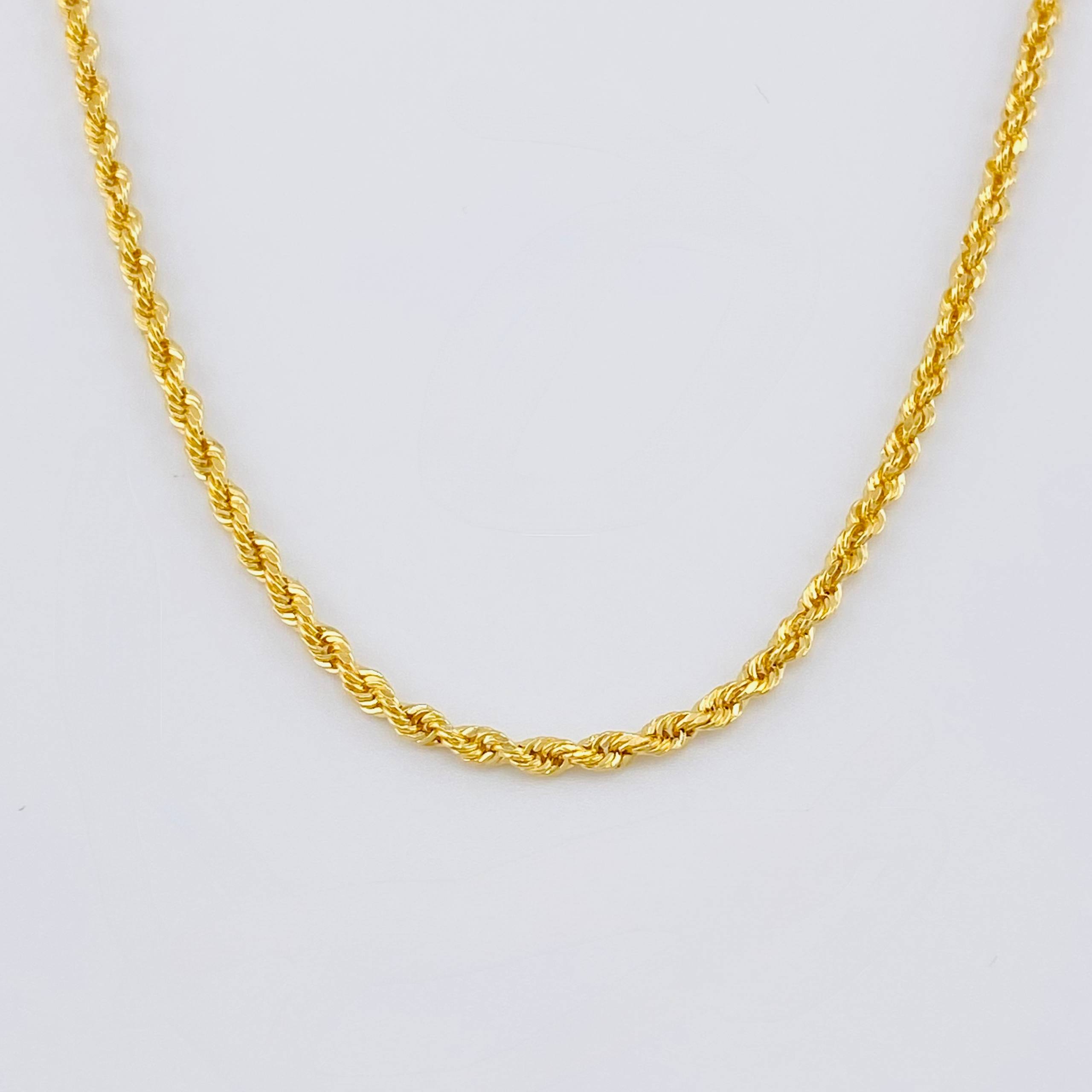 Cadena Lazo 2.9gr / 17 3/4 in / 2.15mm Oro Amarillo +3 18K *