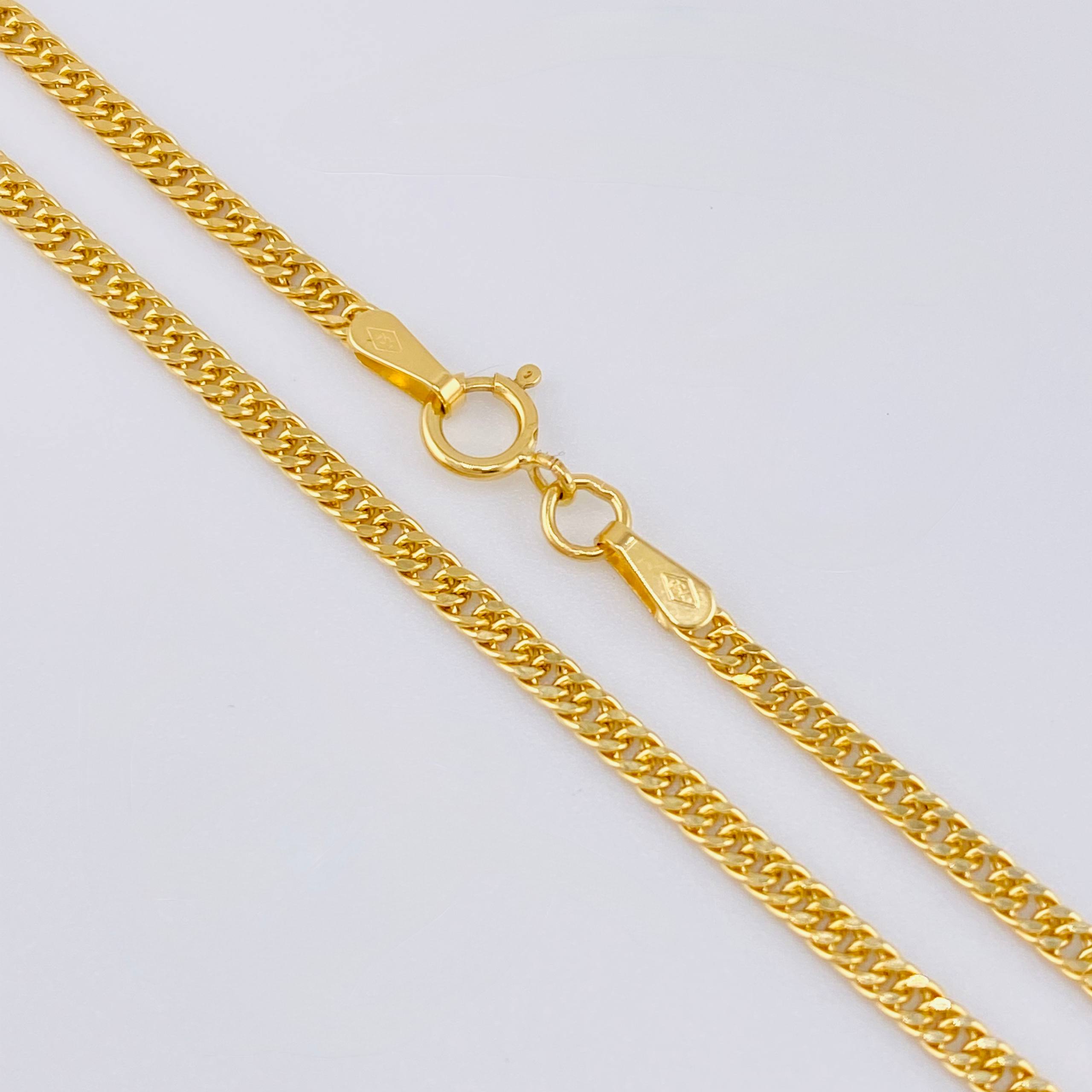 Cadena Cubana Reticulada 3.15gr / 23 1/2 in / 2mm Oro Amarillo +3 18K ©