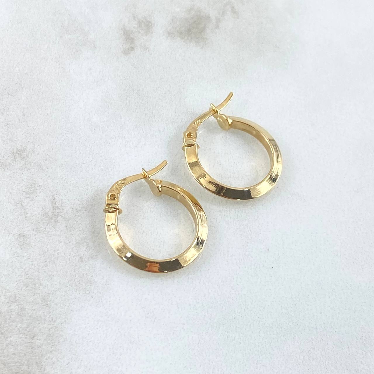 Candongas Clau 0.7 g / 1/2 in Oro Amarillo 18K