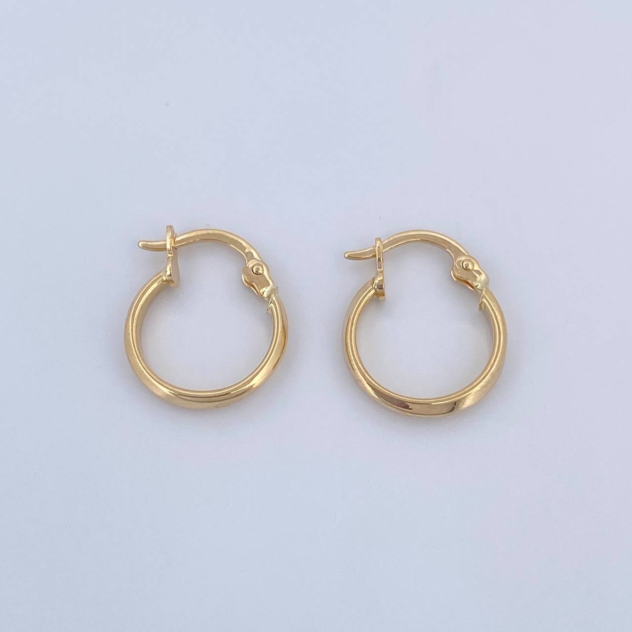 Hoop Earrings Vick 0.9gr / 0.6in / 18K Gold &