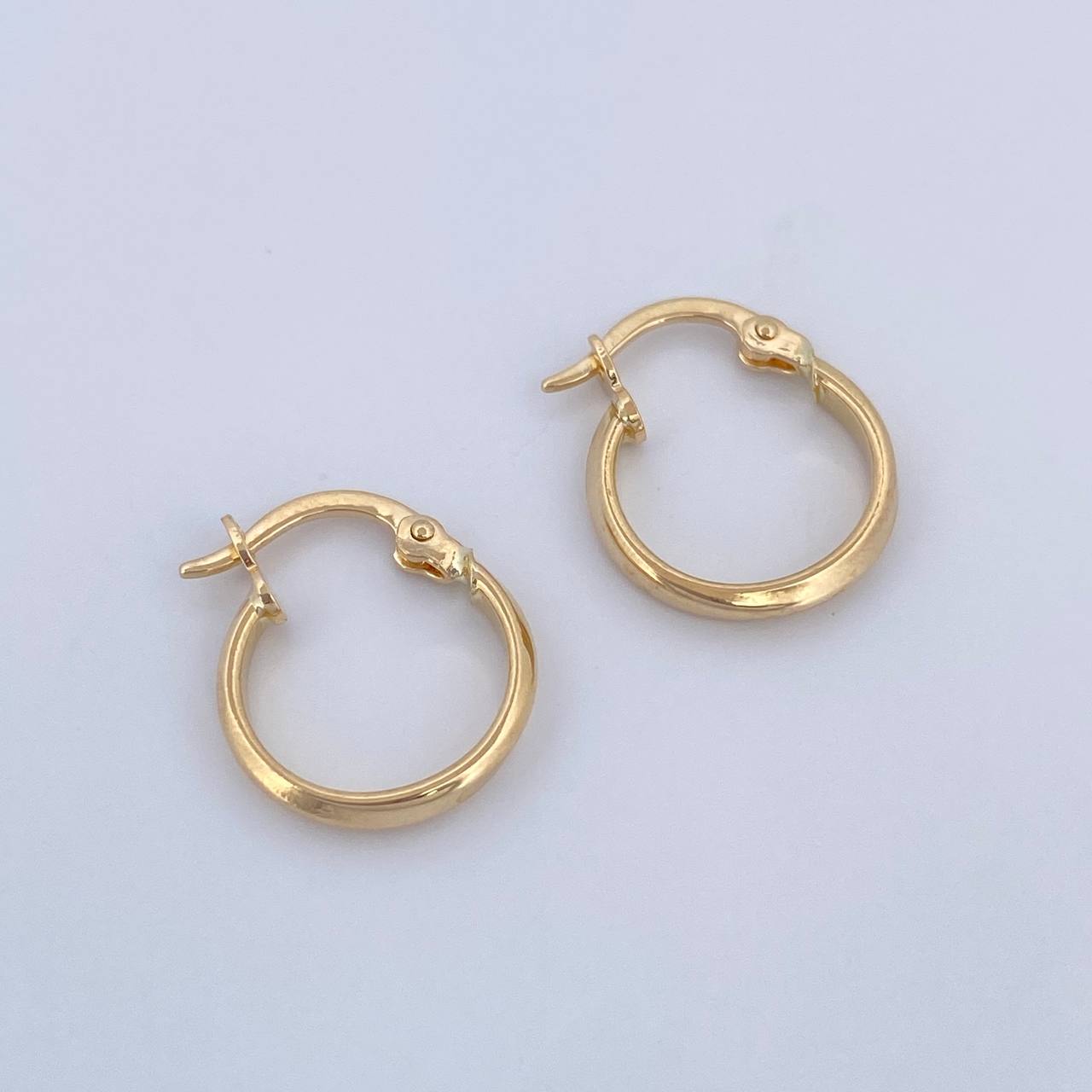 Hoop Earrings Vick 0.9gr / 0.6in / 18K Gold &