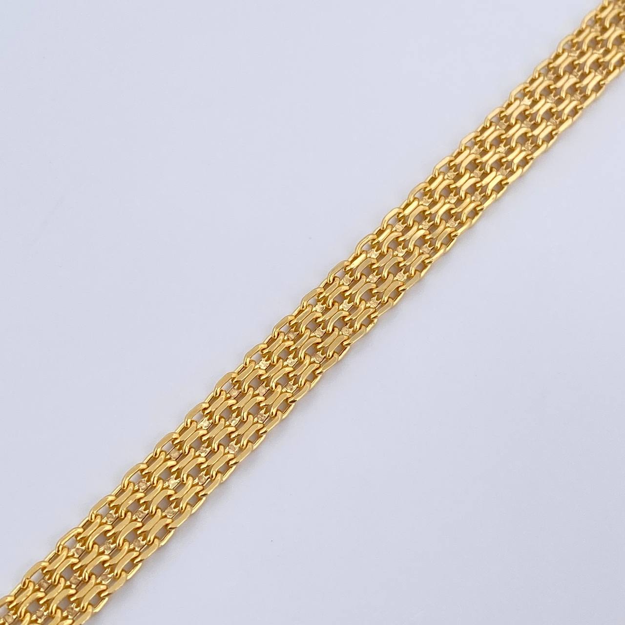 Bismark Bracelet 5.5gr / 7.5in / +0 18K Gold &