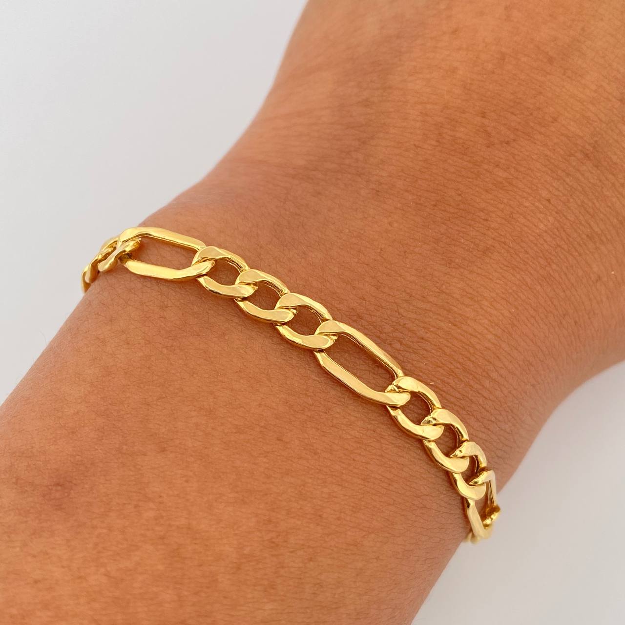 Pulso Figaro 4.3gr / 19.3cm / +0Oro 18K &