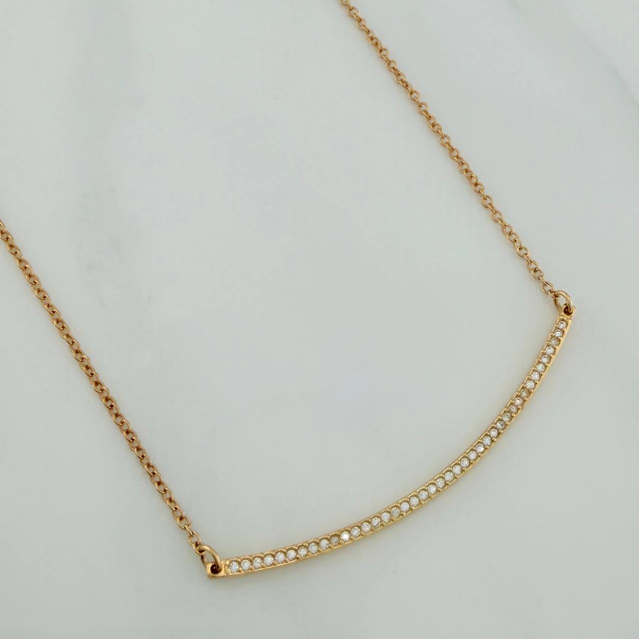 Cadena Media Luna Aro Seguido 4.35gr / 20 in / 1.3mm Oro Amarillo 18K $