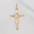 Dije Cruz Cristo 1 g / 1 1/2 in Oro Amarillo 18K