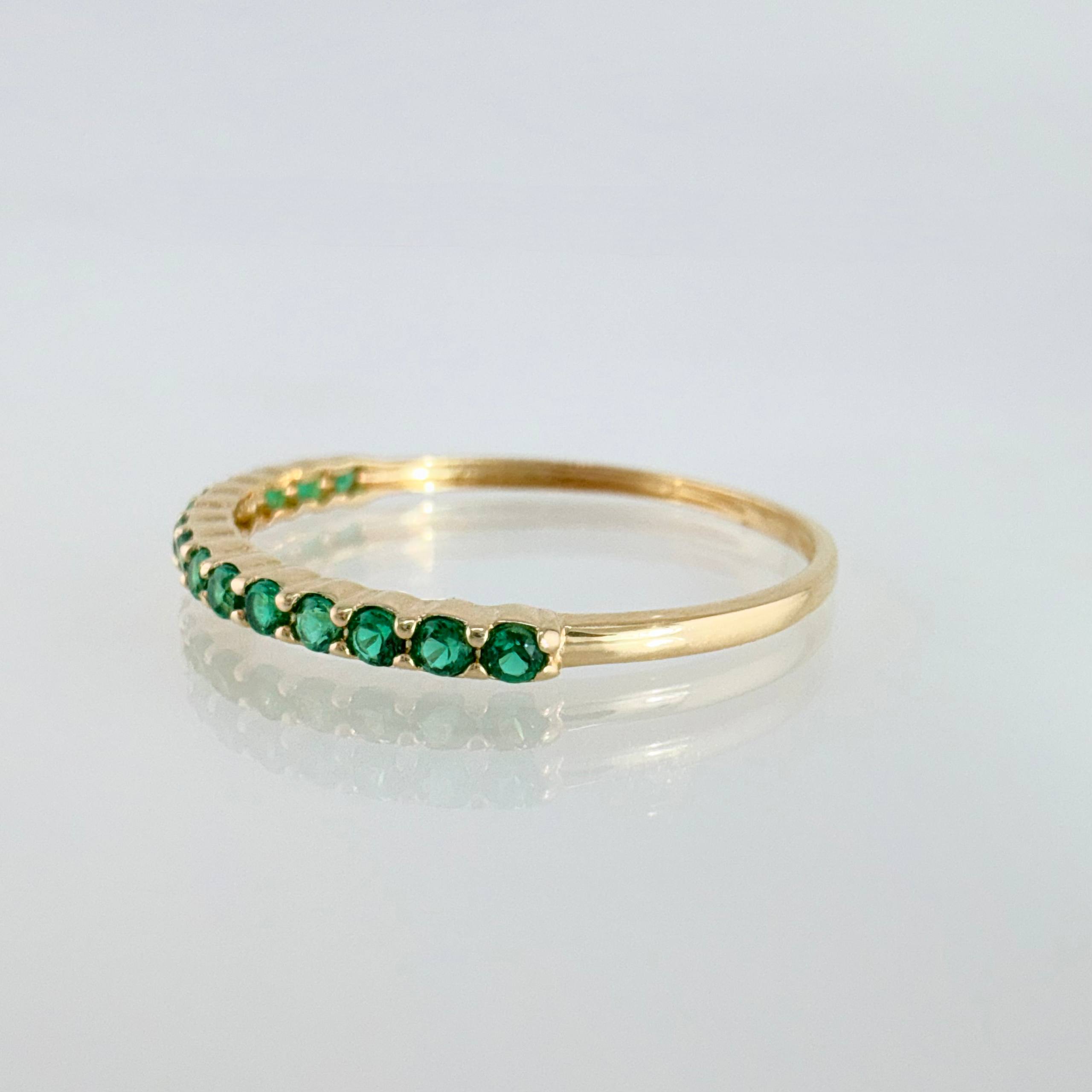Churumbela Ring 0.9gr / T6 / Yellow Gold 18K ©