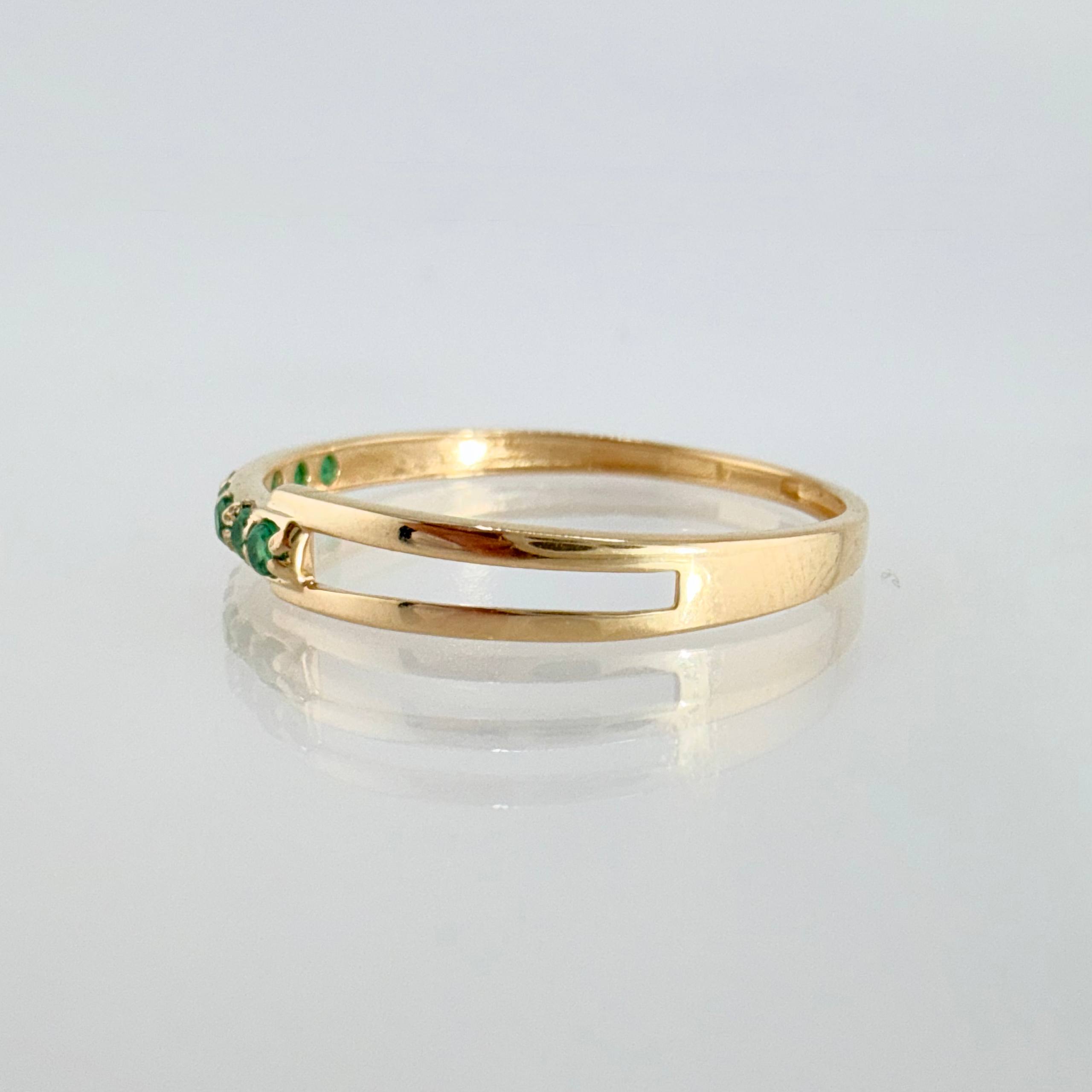 Hollow Channel Ring 0.9g / T6 1/4 / 18K Yellow Gold