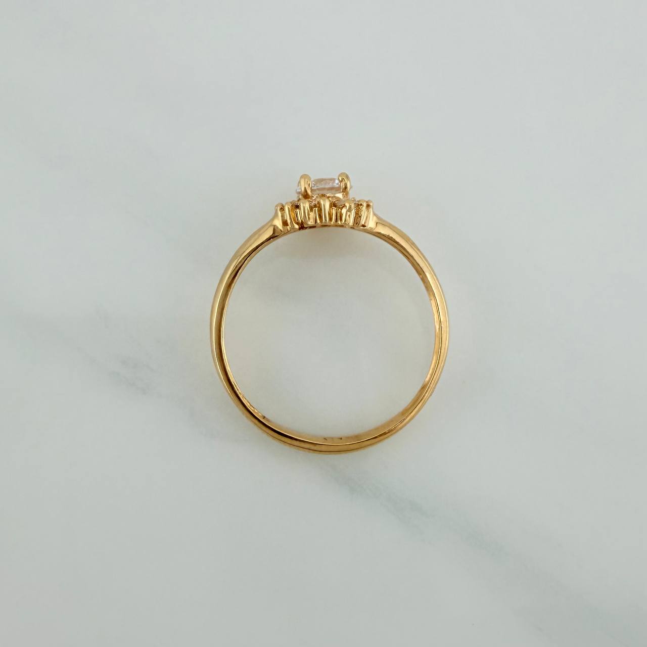 Anillo Flor De Loto 2.2gr / T5 3/4 / 3/4 in / Oro Amarillo 18K $