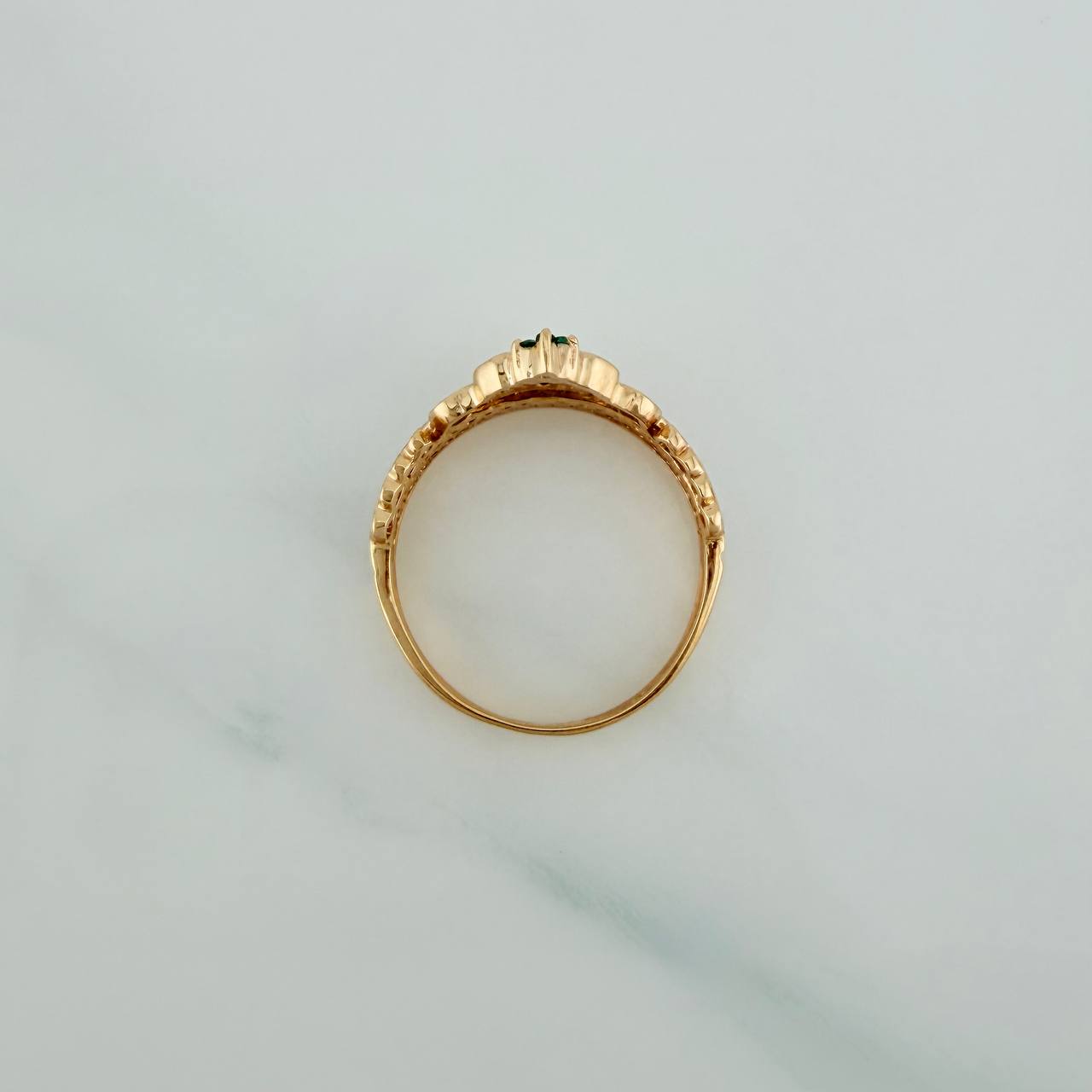 Anillo Corona 2.75gr / T6 1/4 / 3/4 in / Dos Oros Amarillo Blanco 18K $