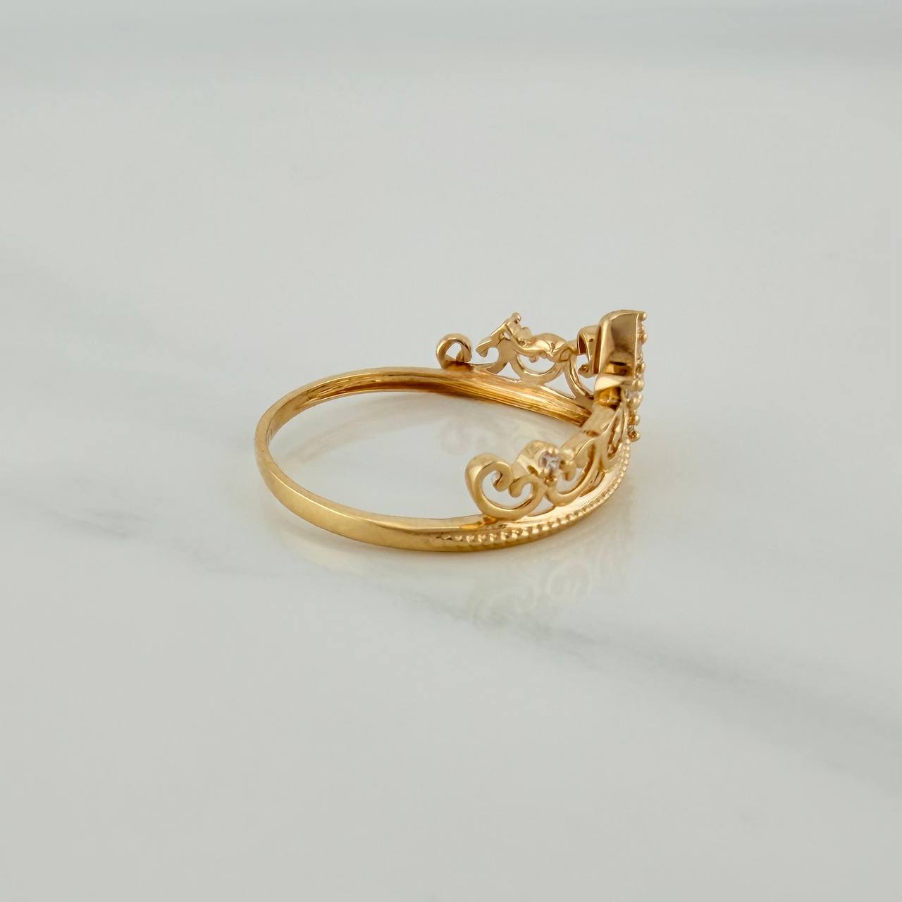Anillo Corona 1.8gr / T6 3/4 / 3/4 in / Oro Amarillo 18K $