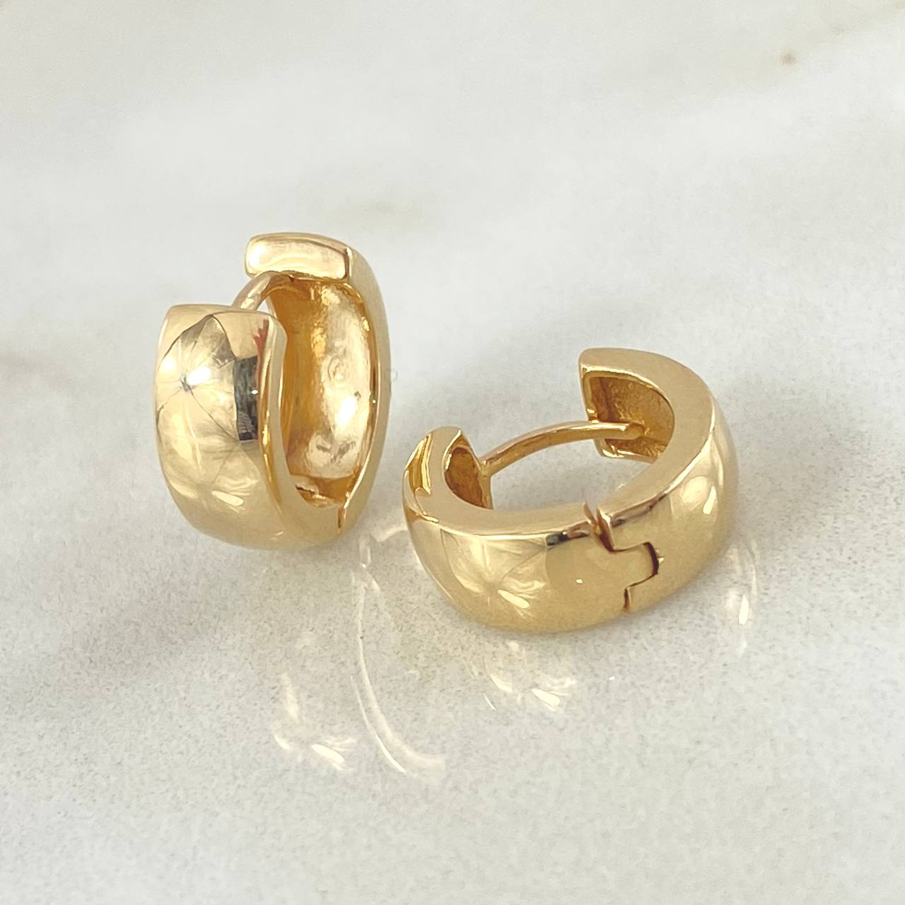 Plain Hoop Earrings 3.85gr / 1.3cm / 18K Gold