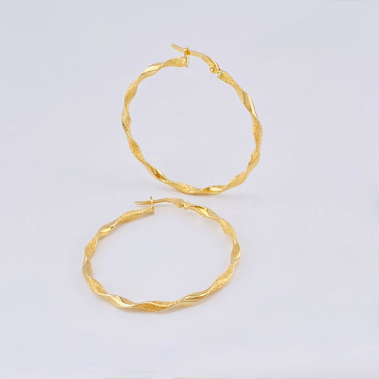 Candongas Asby 2.4 g / 1 1/2 in Oro Amarillo 18K