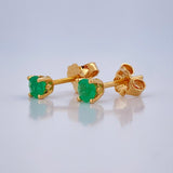 Stud Earrings Four Claws Emerald 0.95gr / 18K Yellow Gold &