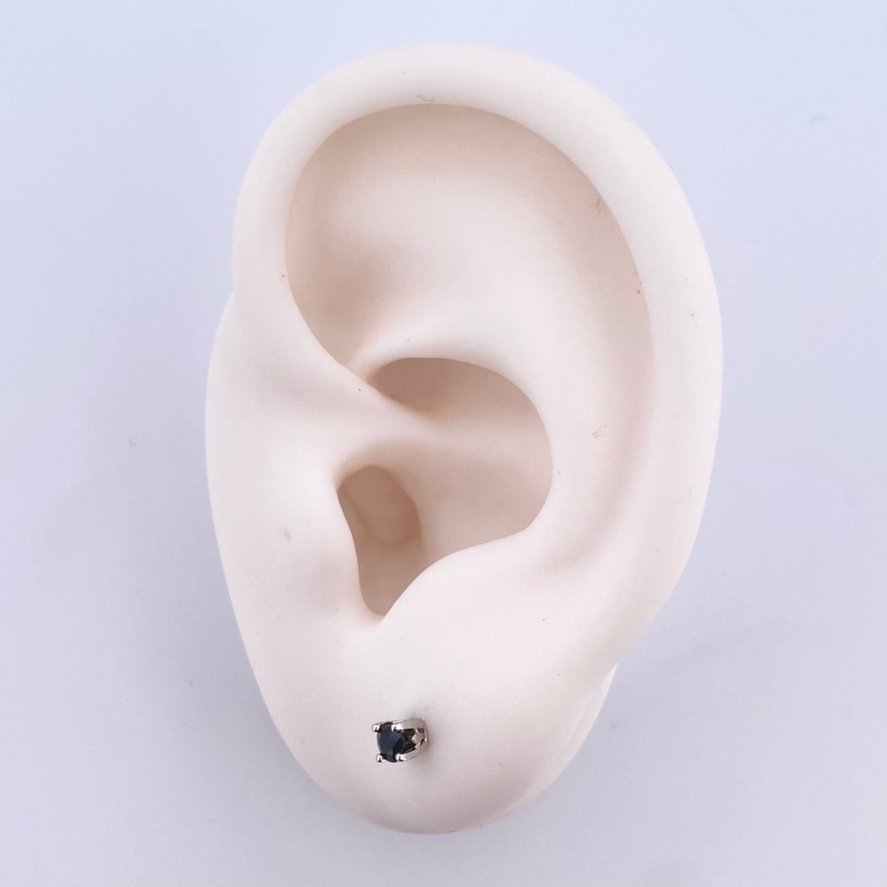 Stud Earrings Stone 0.8gr / 3mm Sapphires 28Pts Lobster Claw Butterfly 18K White Gold (Jewel) ©