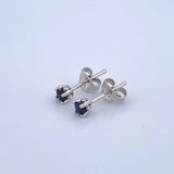 Stud Earrings Stone 0.8gr / 3mm Sapphires 28Pts Lobster Claw Butterfly 18K White Gold (Jewel) ©