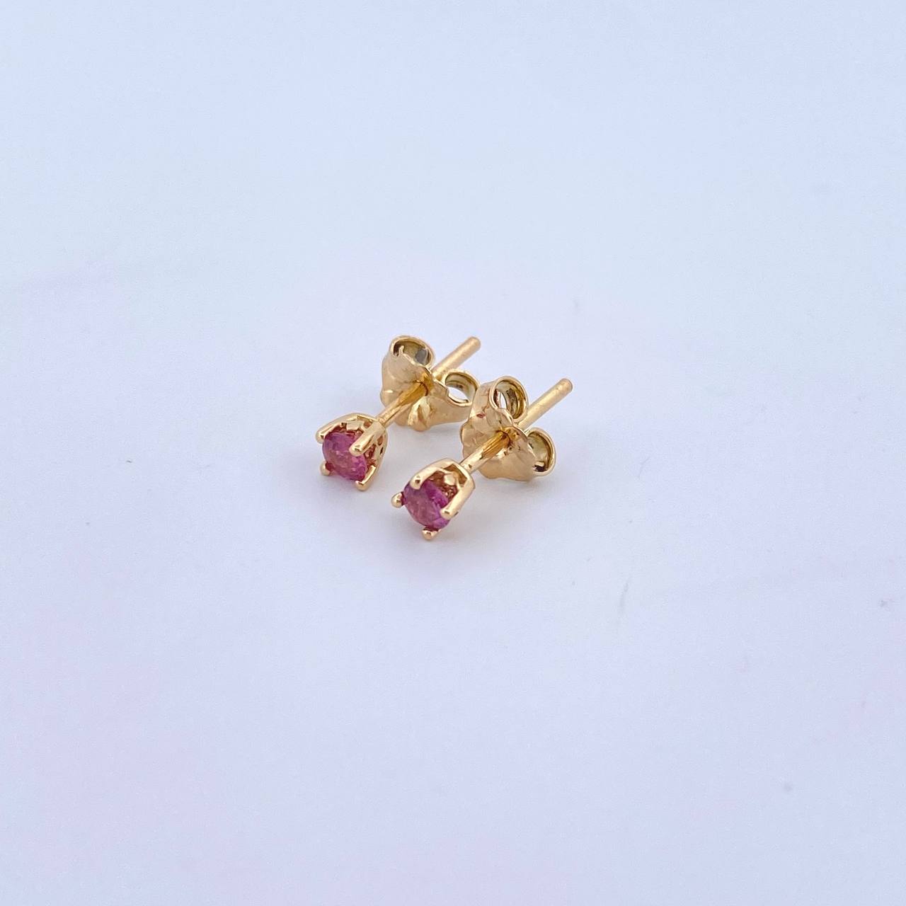 Stud Earrings Stone 0.9gr / 3mm Rubys 35Pts Lobster Claw Butterfly 18K Yellow Gold (Jewel) ©