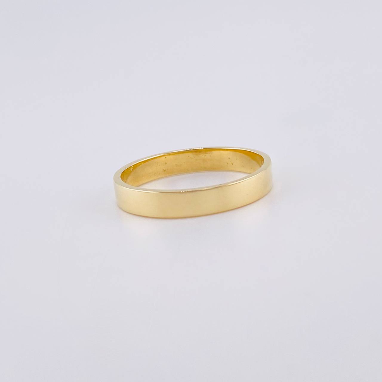 Anillo Argolla Lisa 4.25 g / T10 1/2 Oro Amarillo 18K
