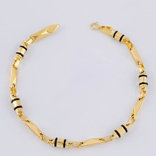 Pulso Rustico Barril Relieve 4.85 g / 8 in / 4 mm Oro Amarillo 18K
