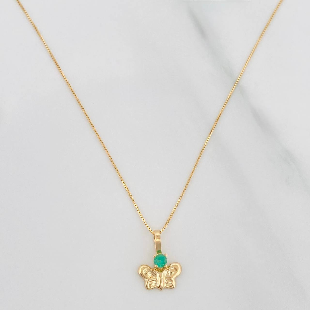 Set Cadena Veneciana + Dije Mariposa Esmeralda 06Pts / 1.3 g / 17 3/4 in Oro Amarillo 18K