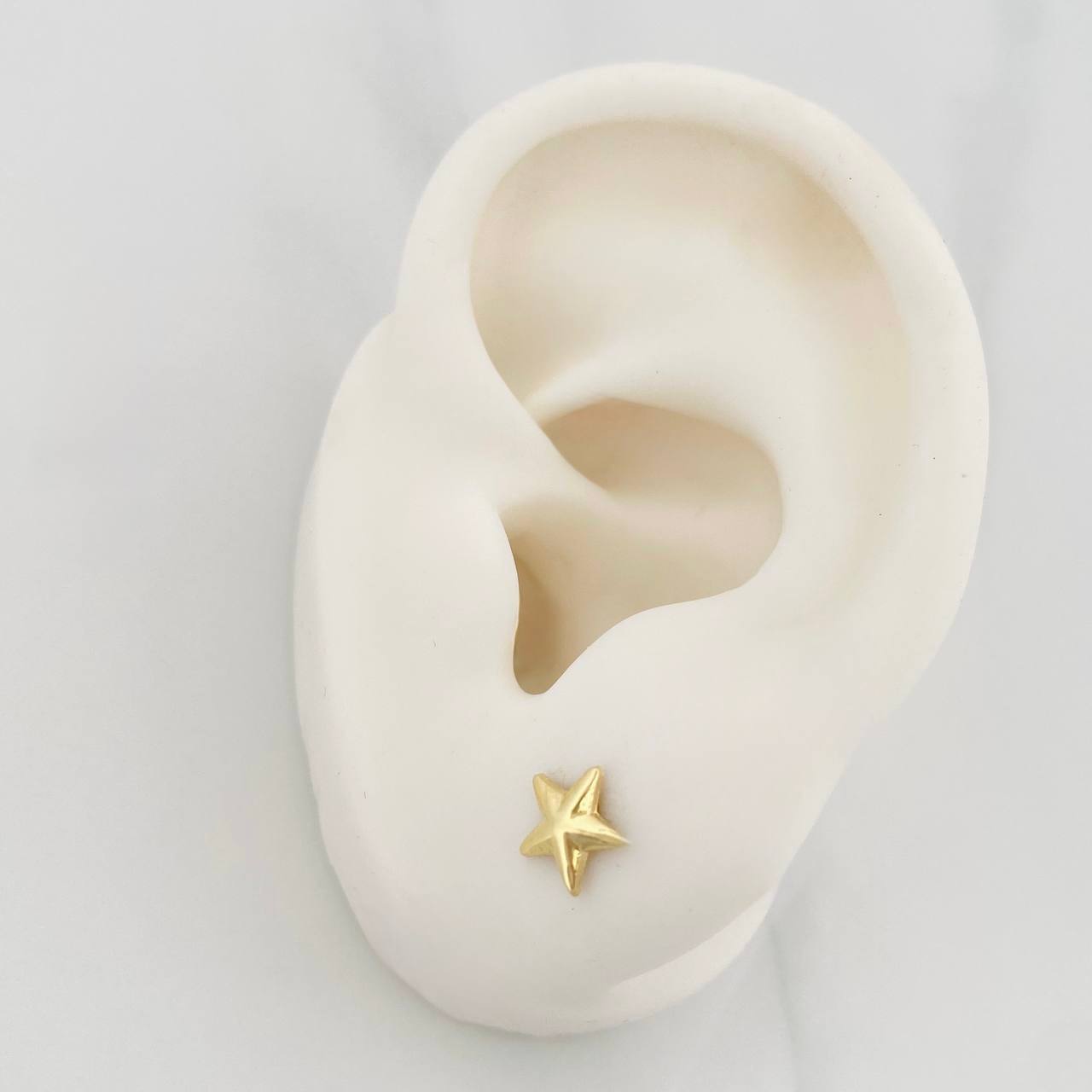 Stud Earrings Starfish 0.55 g / in / 7.1 mm Yellow Gold 18K