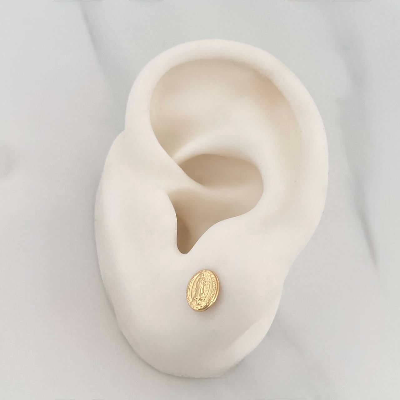 Topos Virgen Guadalupe 0.6 g / in / 5.7 mm Oro Amarillo 18K
