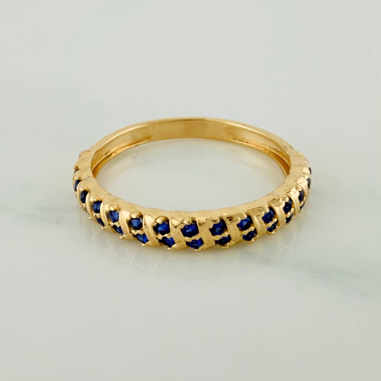 Anillo Churumbela 2.15gr / T7 1/4 / 3/4 in / Oro Amarillo 18K $
