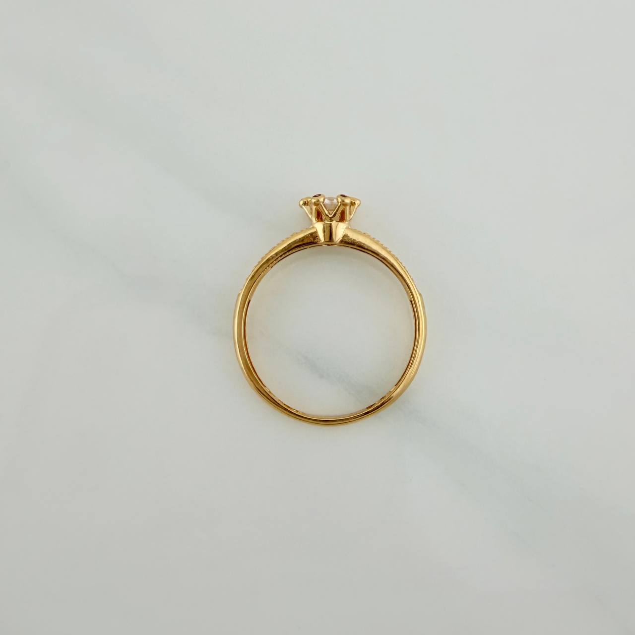 Anillo Solitario Churumbela 2gr / T6 1/2 / 1 in / Oro Amarillo 18K $