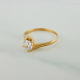 Crossed Line Solitaire Ring 1.45gr / T5 1/2 / 3/4 in / Yellow Gold 18K $