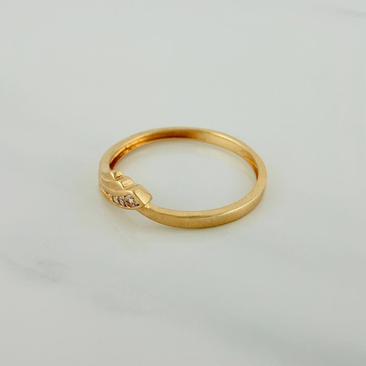 Anillo Brisa 1.5gr / T6 3/4 / 3/4 in / Oro Amarillo 18K $