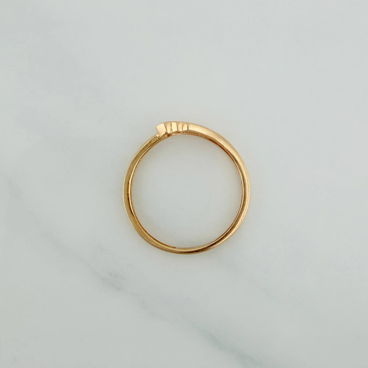 Anillo Brisa 1.5gr / T6 3/4 / 3/4 in / Oro Amarillo 18K $