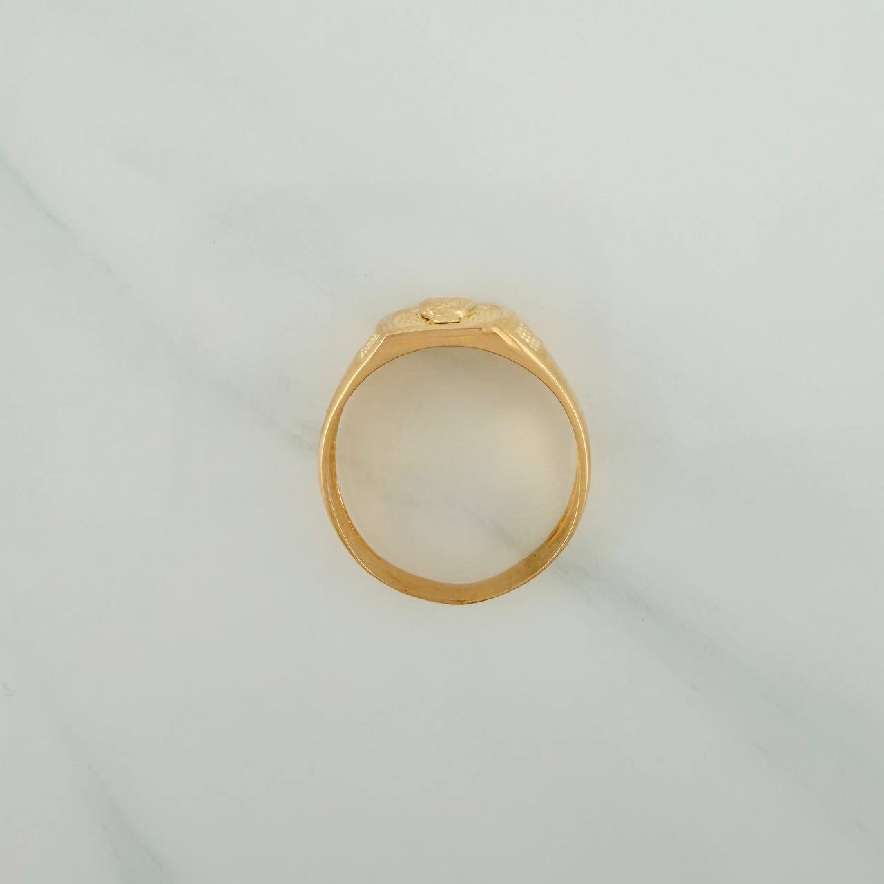 Anillo Virgen del Carmen 4.35gr / T9 1/2 / Oro Amarillo 18K $