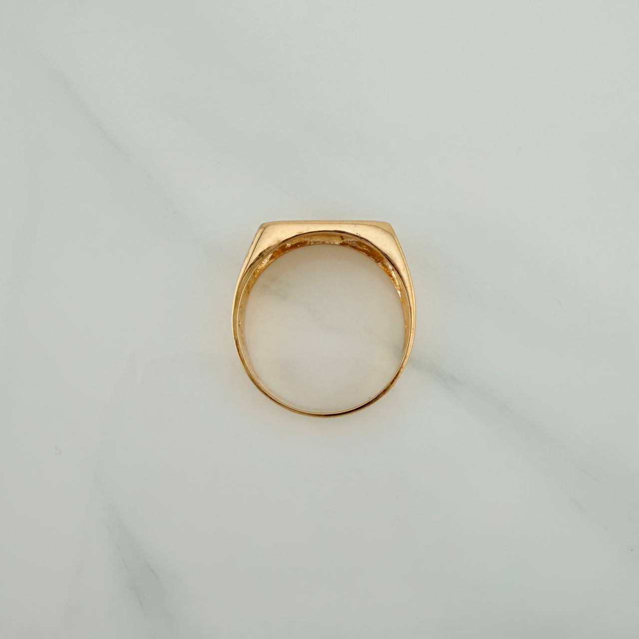 Anillo Rayado 5.15gr / T10 / Oro Amarillo 18K $
