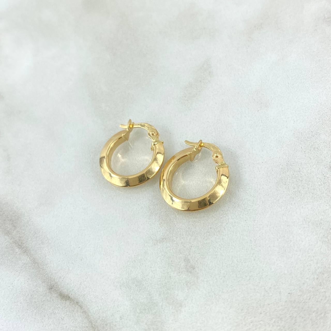 Hoop Earrings Claw 1.35gr / 1.6cm / 18K Yellow Gold ©