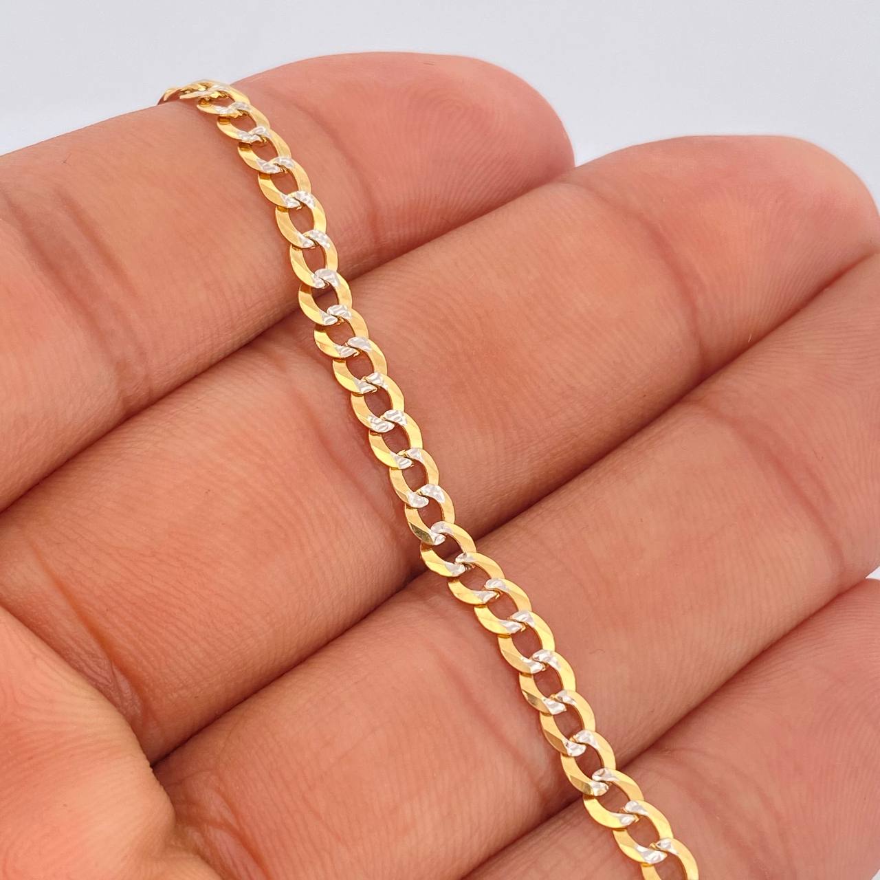 Cuban Bracelet 4.05gr / 8 1/4 in / Two Tone Yellow White 18K +1 $
