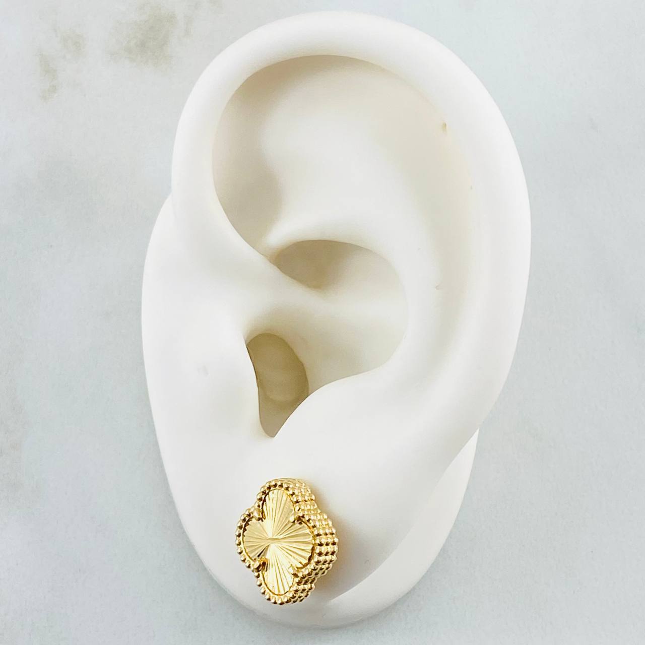 Clover Stud Earrings 3.4gr / 18K Yellow Gold Special Birthstone *