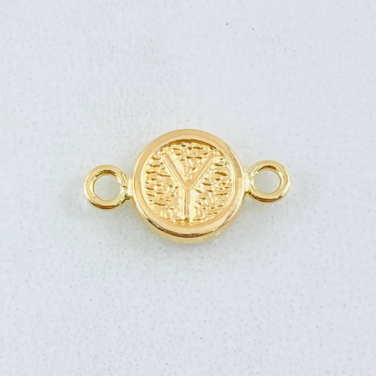 Charm Letter Y 0.4gr / 0.6in 18K Gold