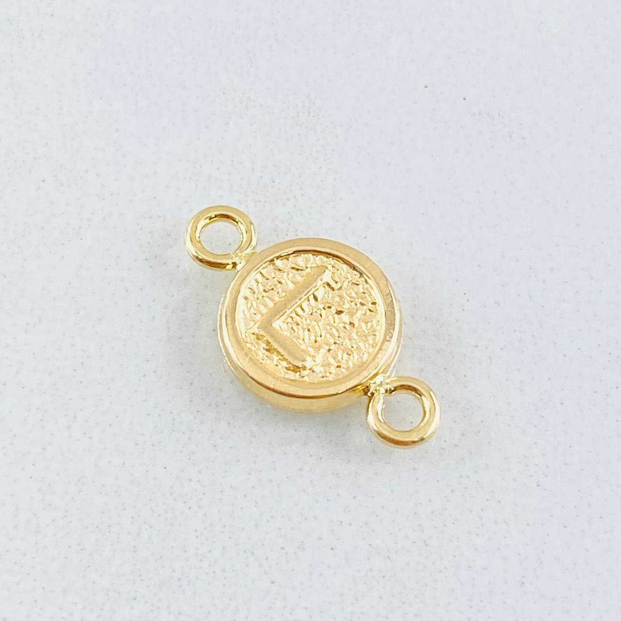 Charm Letter L 0.4gr / 0.6in / 18K Gold