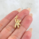 Pendant Bear Hand Up 1.85gr / 0.9in / 18K Gold