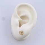 Stud Earrings 1.1gr / 18K Gold &
