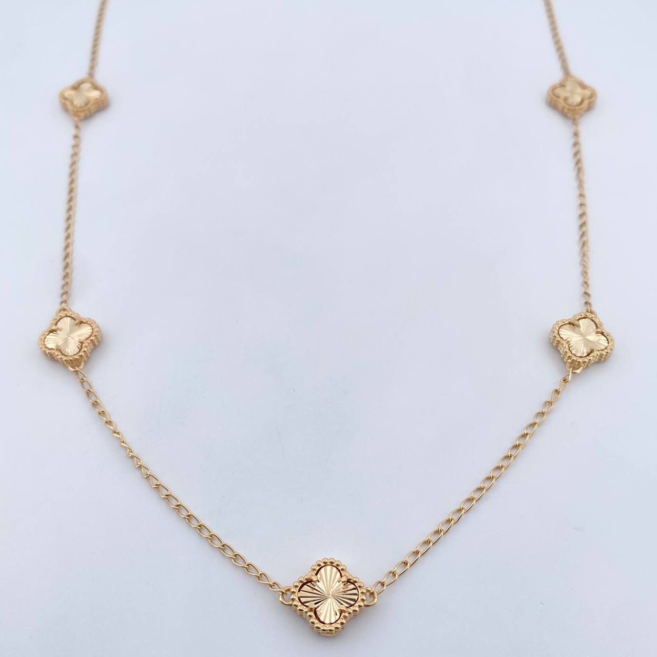 Espiga Chain Clover Gradual 9.2gr / 48cm-51.3cm / 1.5mm Diamond Cut 18K Yellow Gold $