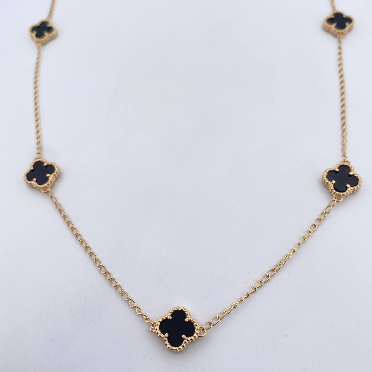 Cadena Espiga Trebol Gradual 7.95gr / 45.6cm-49.6cm / 1.5mm Onix Negro Oro Amarillo 18K $
